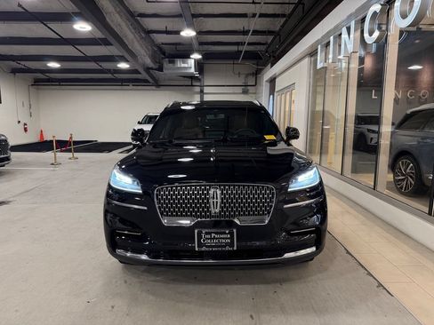 Used 2023 Lincoln Aviator Reserve w/ Equipment Group 201A AWD/4WD image 2
