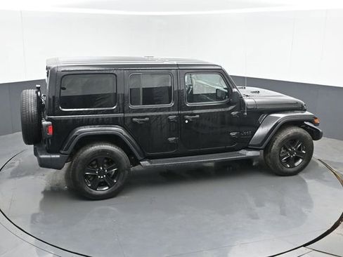 Used 2020 Jeep Wrangler Unlimited Sahara image 39
