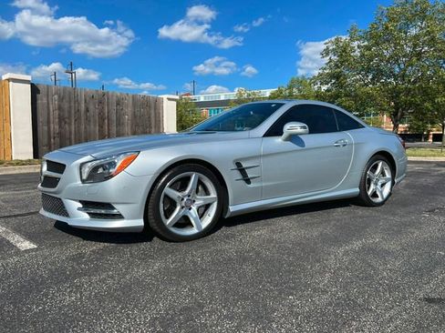 Used 2013 Mercedes-Benz SL 550 image 3