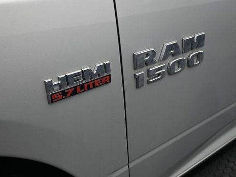 Used 2017 RAM 1500 Express image 14