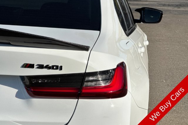 Used 2023 BMW M340i RWD image 31