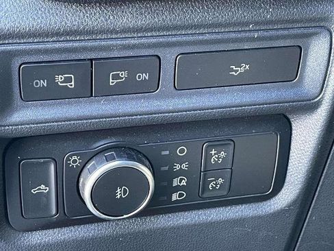 Certified 2022 Ford F150 XLT w/ Equipment Group 302A High image 17