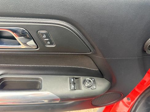 Used 2015 Ford Mustang Coupe image 15