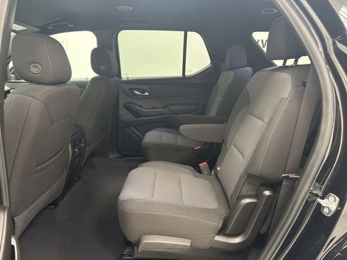 Used 2023 Chevrolet Traverse LT image 26