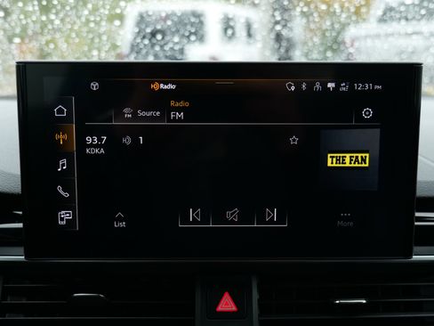 Used 2022 Audi A4 2.0T Premium image 23