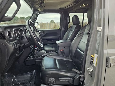 Used 2022 Jeep Gladiator Overland w/ Popular Equipment Package image 13