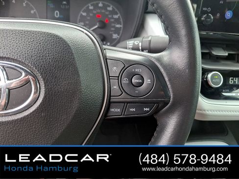 Used 2024 Toyota Corolla SE w/ SE Convenience Package FWD image 23