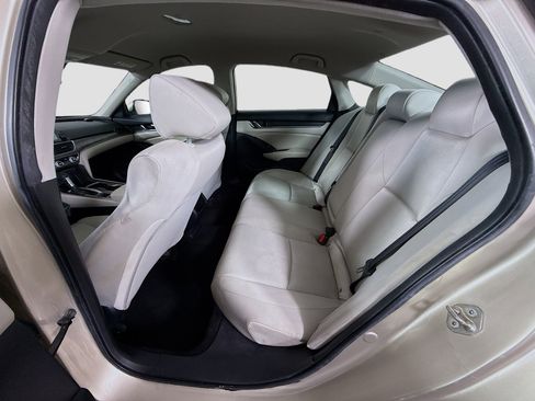 Used 2019 Honda Accord LX image 25