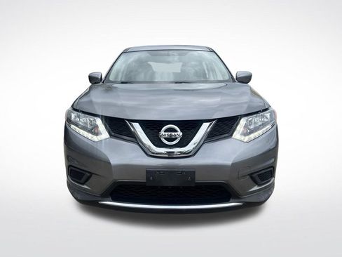Used 2016 Nissan Rogue S FWD image 2