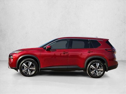 Used 2024 Nissan Rogue SL FWD image 9