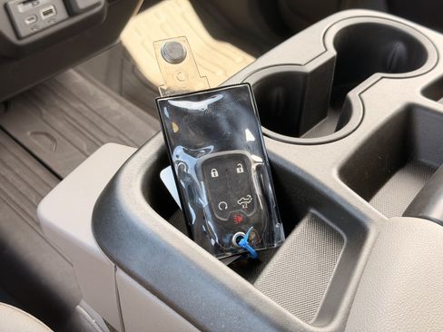 Used 2021 GMC Sierra 1500 SLT AWD/4WD image 34