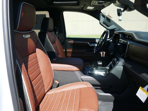 New 2026 GMC Sierra 1500 Denali Ultimate AWD/4WD image 14