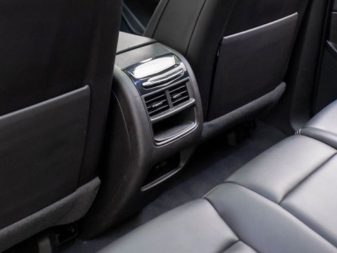 Certified 2022 Cadillac XT5 Premium Luxury image 19