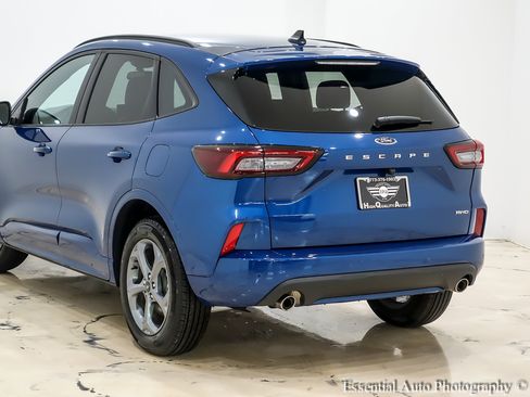 Used 2023 Ford Escape ST-Line w/ Tech Pack #1 image 9