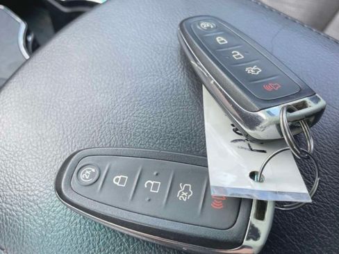 Used 2015 Ford Explorer Limited w/ Equipment Group 302A AWD/4WD image 6