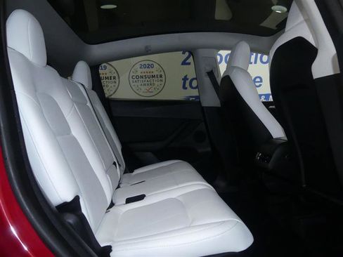 Used 2023 Tesla Model Y Long Range image 21