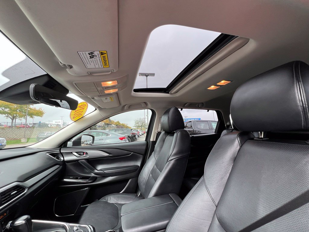 Used 2019 MAZDA CX-9 Touring w/ Touring Premium Package FWD image 20