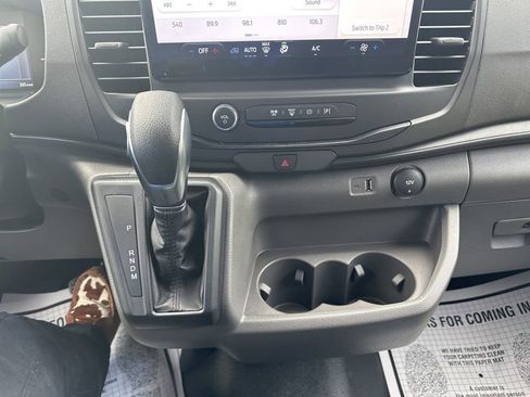 New 2026 Ford Transit 250 148 Medium Roof Extended AWD image 34