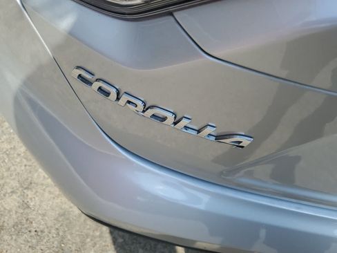 Used 2025 Toyota Corolla LE FWD image 10