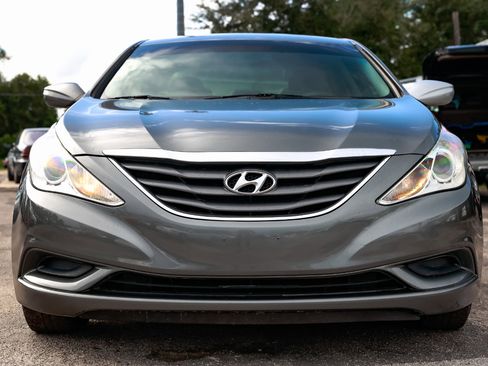Used 2013 Hyundai Sonata GLS image 17