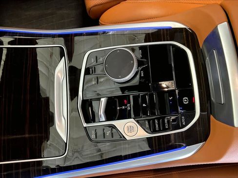 Certified 2024 BMW X5 sDrive40i w/ Parking Assistance Package image 15