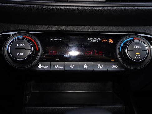 Used 2023 Kia Forte GT-Line w/ GT-Line Technology Package image 15