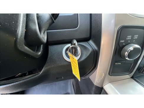 Used 2015 RAM 2500 Big Horn AWD/4WD image 21