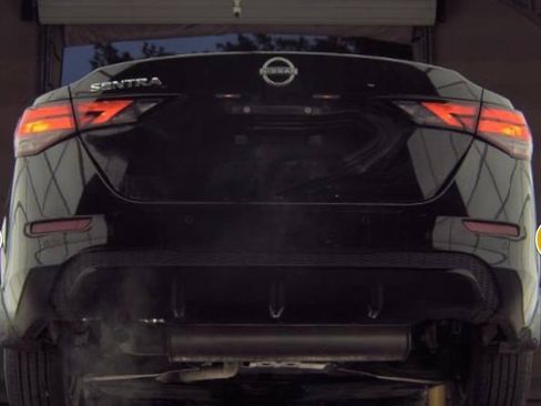 Used 2025 Nissan Sentra S image 8