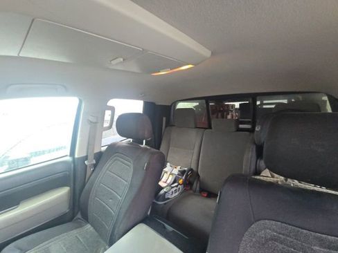 Used 2012 Toyota Tundra 4x4 Double Cab w/ TRD Off-Road Pkg image 13