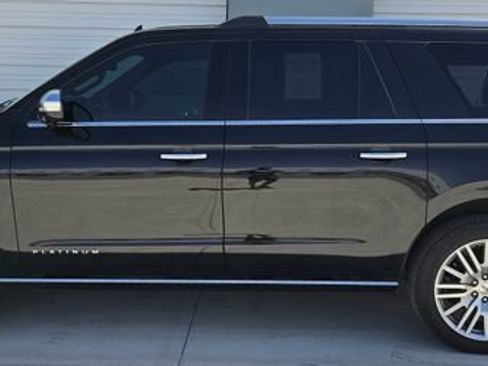 Certified 2024 Ford Expedition Max Platinum AWD/4WD image 2