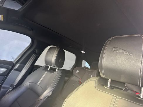 Used 2025 Jaguar F-PACE R-Dynamic S AWD/4WD image 8