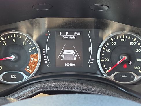 Used 2023 Jeep Renegade Latitude image 14