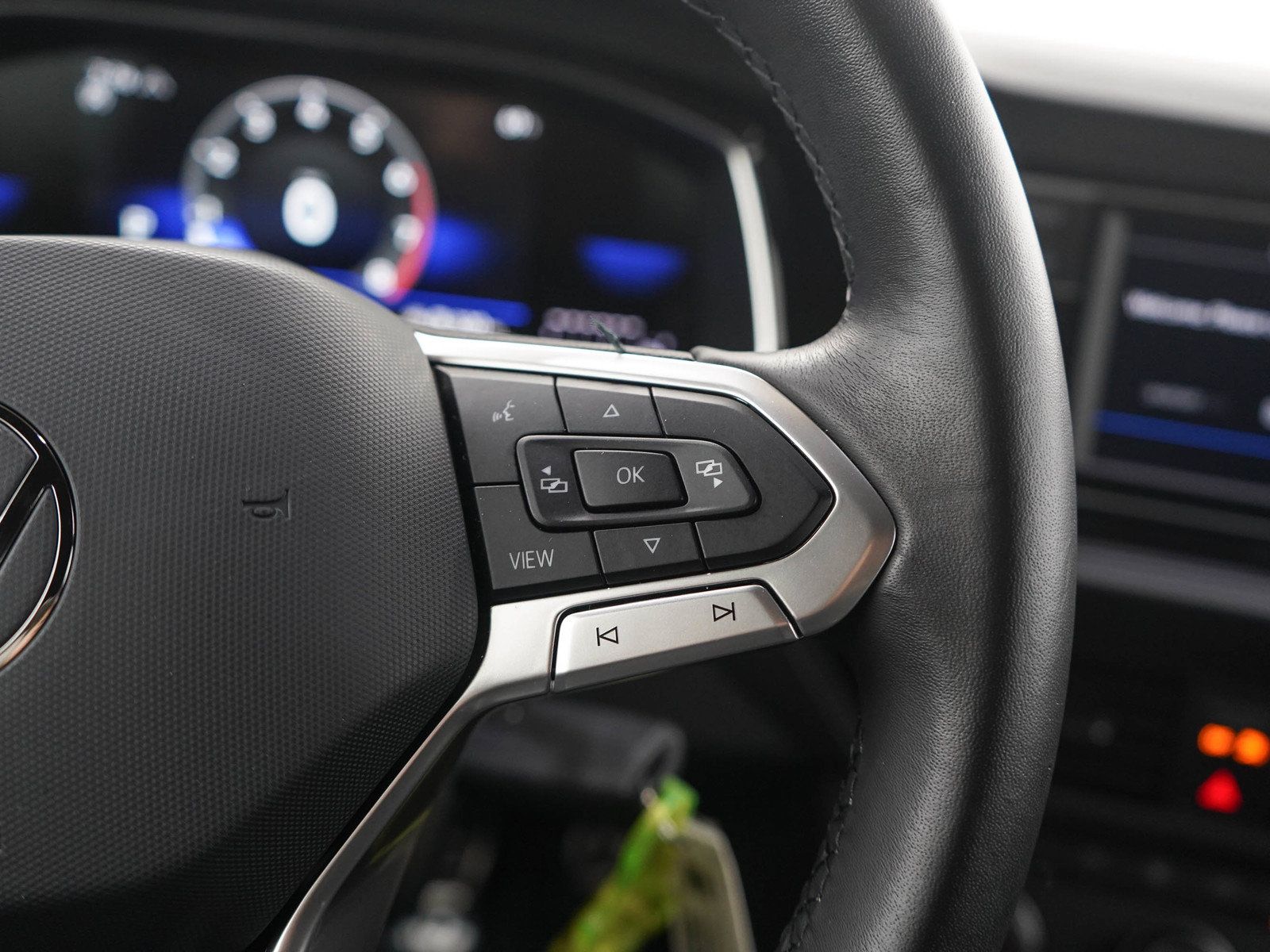 Used 2023 Volkswagen Jetta Sport FWD image 24