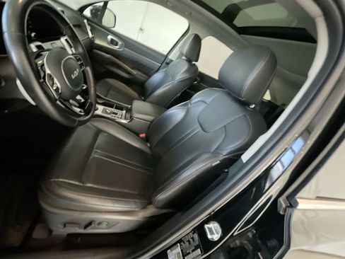 Used 2022 Kia Sorento SX w/ Panoramic Sunroof Package AWD/4WD image 11