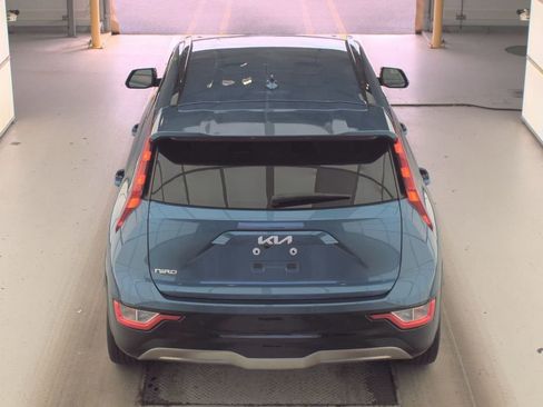 Used 2023 Kia Niro Wind w/ Wind Preserve Package FWD image 5