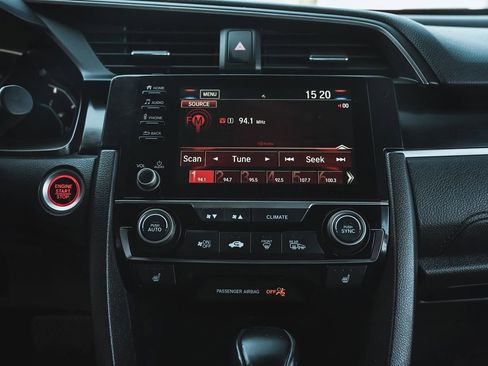 Used 2020 Honda Civic EX image 22