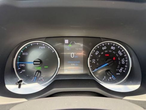 Used 2022 Toyota RAV4 SE AWD/4WD image 34