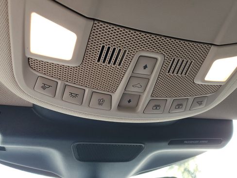 Used 2023 Lincoln Nautilus Reserve w/ Monochromatic Package image 28