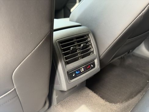 Used 2024 Volkswagen Golf R AWD/4WD image 24