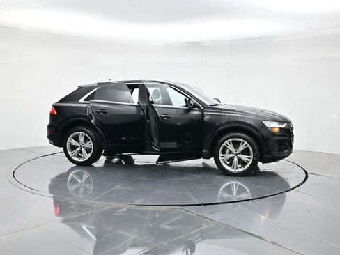 Used 2021 Audi Q8 Premium Plus w/ Premium Plus Package image 46