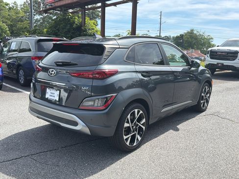Certified 2022 Hyundai Kona Limited FWD image 7