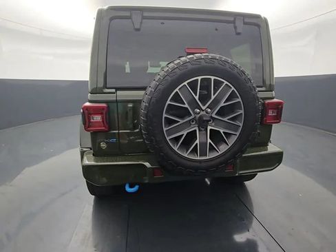 Used 2024 Jeep Wrangler High Altitude AWD/4WD image 11