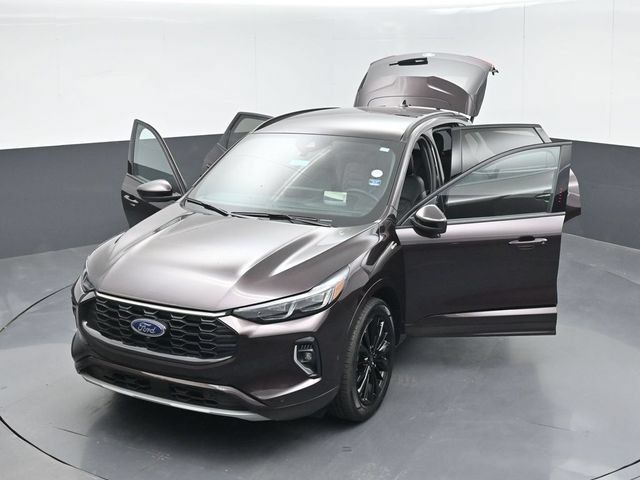 Certified 2023 Ford Escape ST-Line Elite w/ Premium Technology Package AWD/4WD image 57