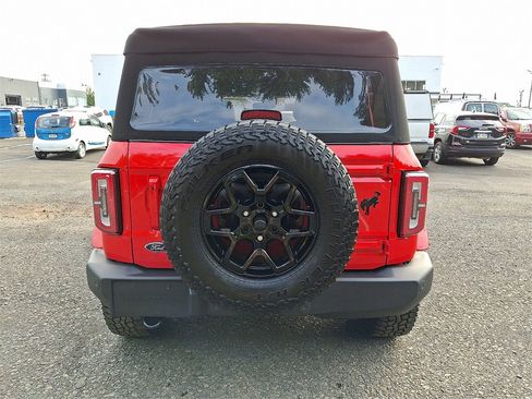 Used 2023 Ford Bronco Outer Banks image 5