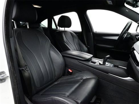 Used 2018 BMW X6 xDrive35i image 17