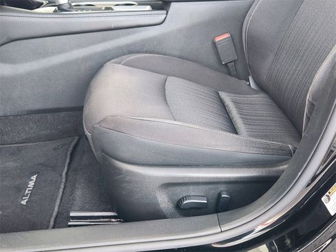 Used 2023 Nissan Altima 2.5 SV image 24