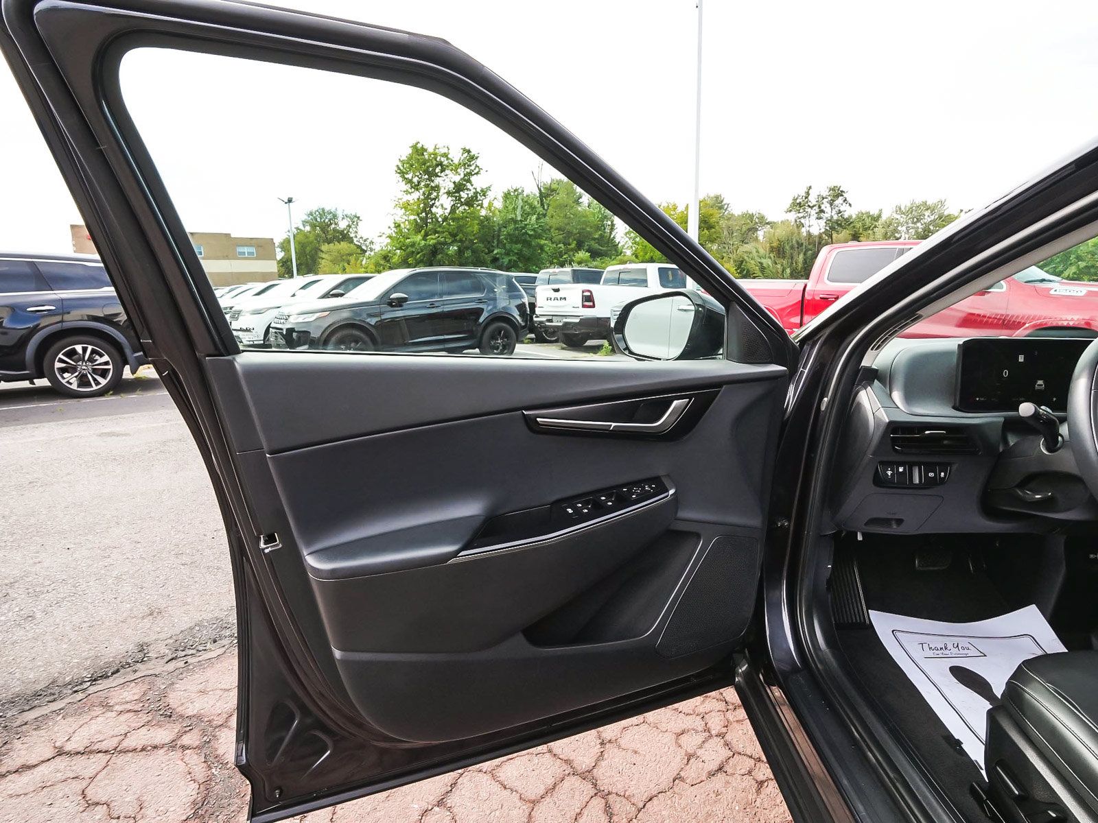 Used 2025 Kia EV6 Light w/ Light LR Technology Package AWD/4WD image 11