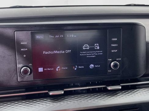 Used 2023 Kia Carnival LX FWD image 15