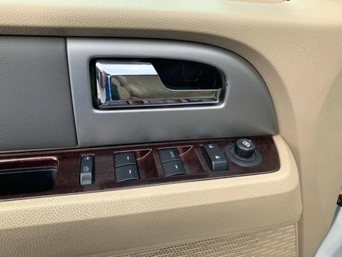 Used 2014 Ford Expedition EL XLT w/ Equipment Group 202A AWD/4WD image 24