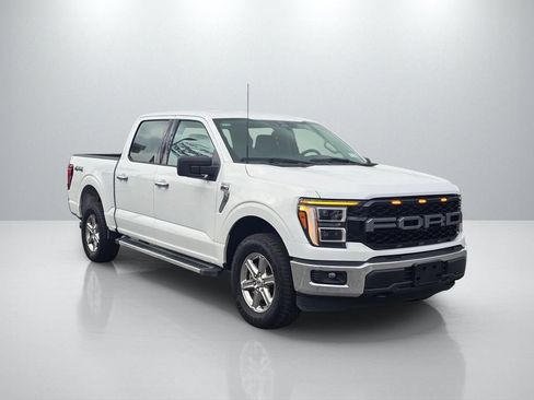 Used 2025 Ford F150 XLT w/ Equipment Group 301A Standard AWD/4WD image 3